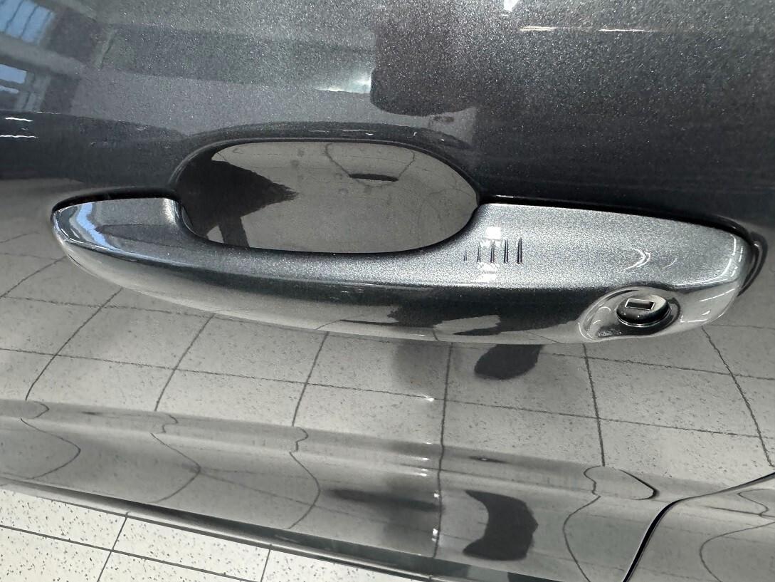 Kuga 2.0EcoBlue auto ST-Line PARI NUOVO!!!!