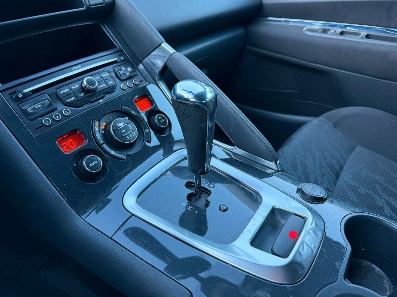 Peugeot 3008 1.6 HDi 112CV Automatico