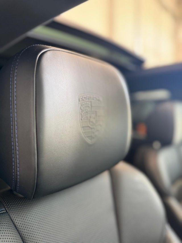 PORSCHE Macan 2.0 T //TETTO//21//BOSE//