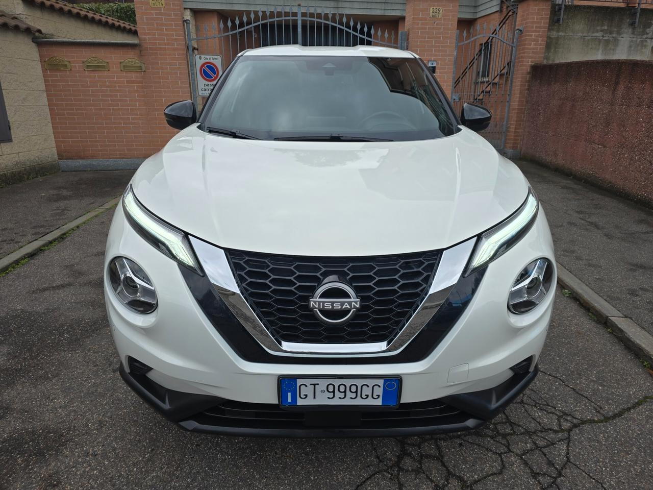 Nissan Juke 1.0 DIG-T 114 CV DCT N-Connecta