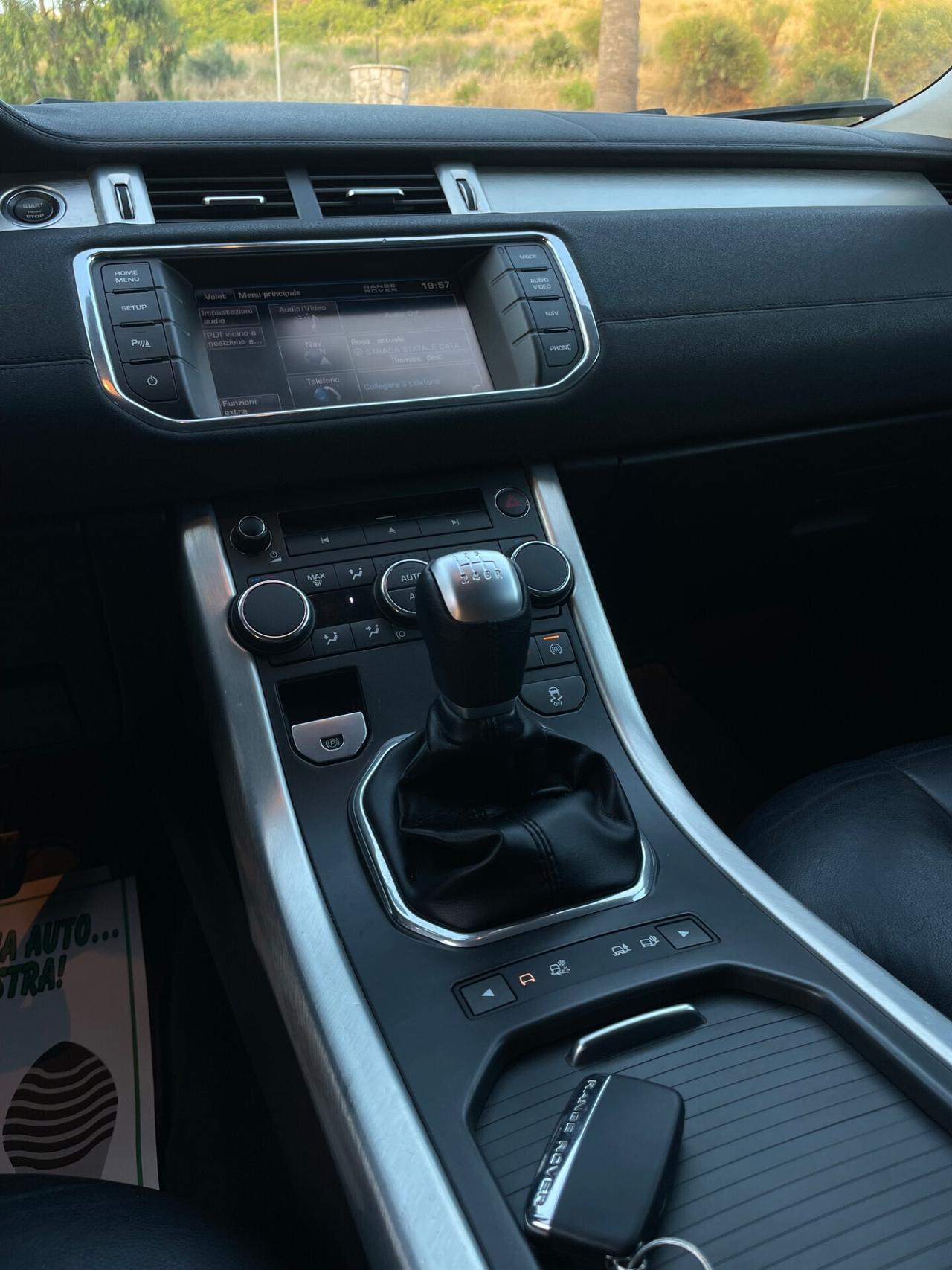 Land Rover Range Evoque 2.2 Sd4 5p. Pure