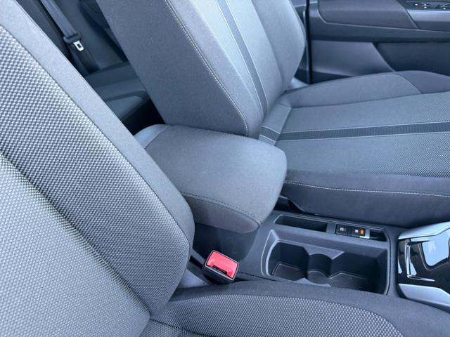 VOLKSWAGEN T-Roc TSI LIFE+NAVI+PARK AUTOMATICO+VIRTUAL+BICOLOR