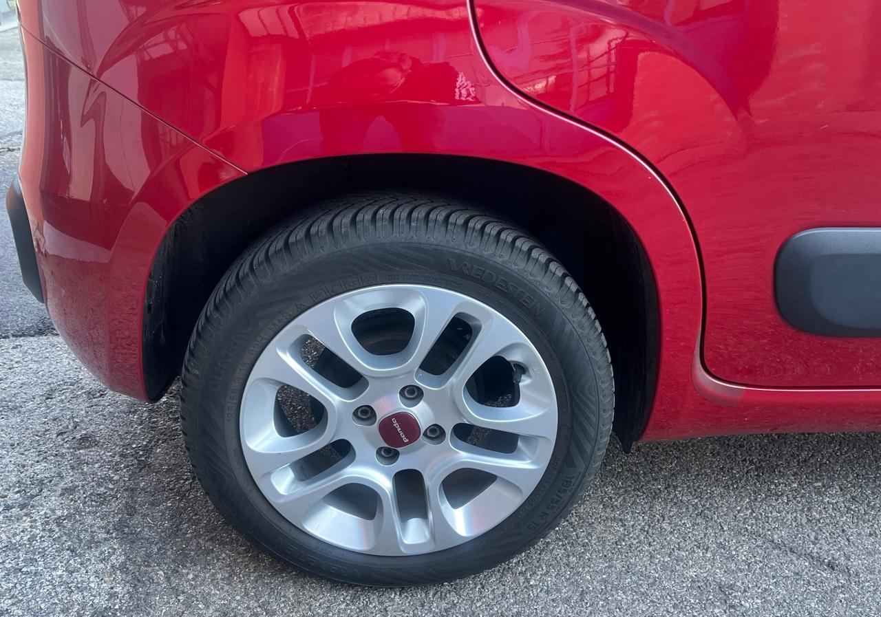 Fiat Panda 1.2 Lounge -solo Km 48900-