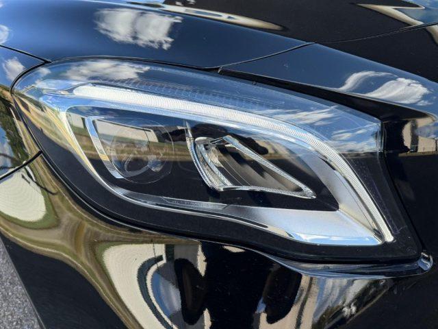 MERCEDES-BENZ GLA 180 d Sport NAVI - LED - PDC POST. - BT - 18