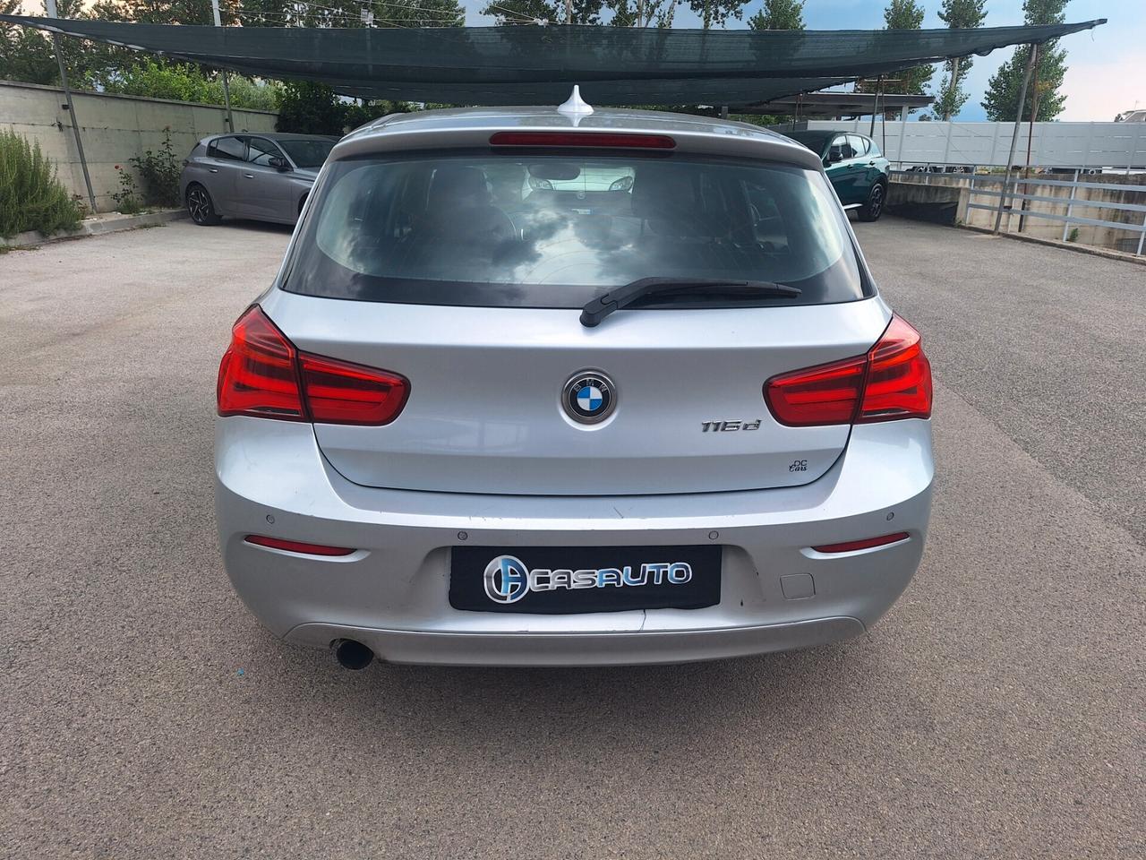 Bmw 116d 115cv Advantage 5p AUTOMAT. NAV - 2015