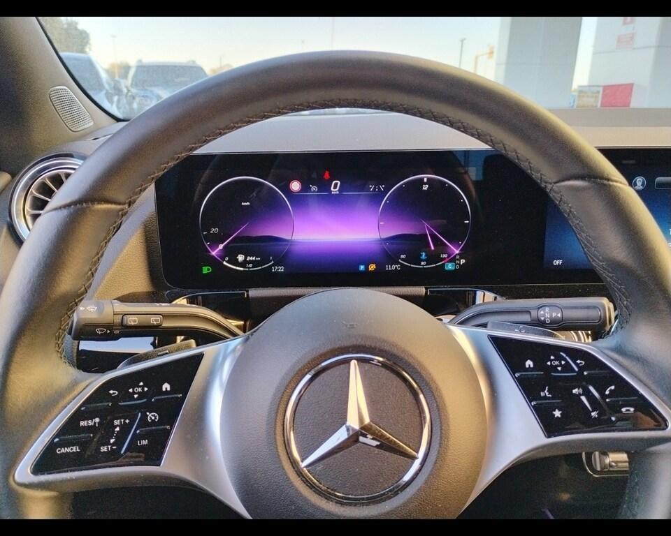 Mercedes Classe B 180 180 D Premium Plus AMG Line 8G-DCT