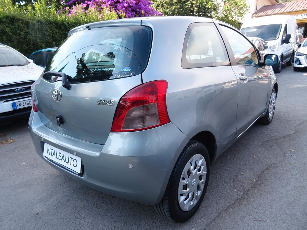 Toyota Yaris 1.3 3 porte OK NEOPATENTATI