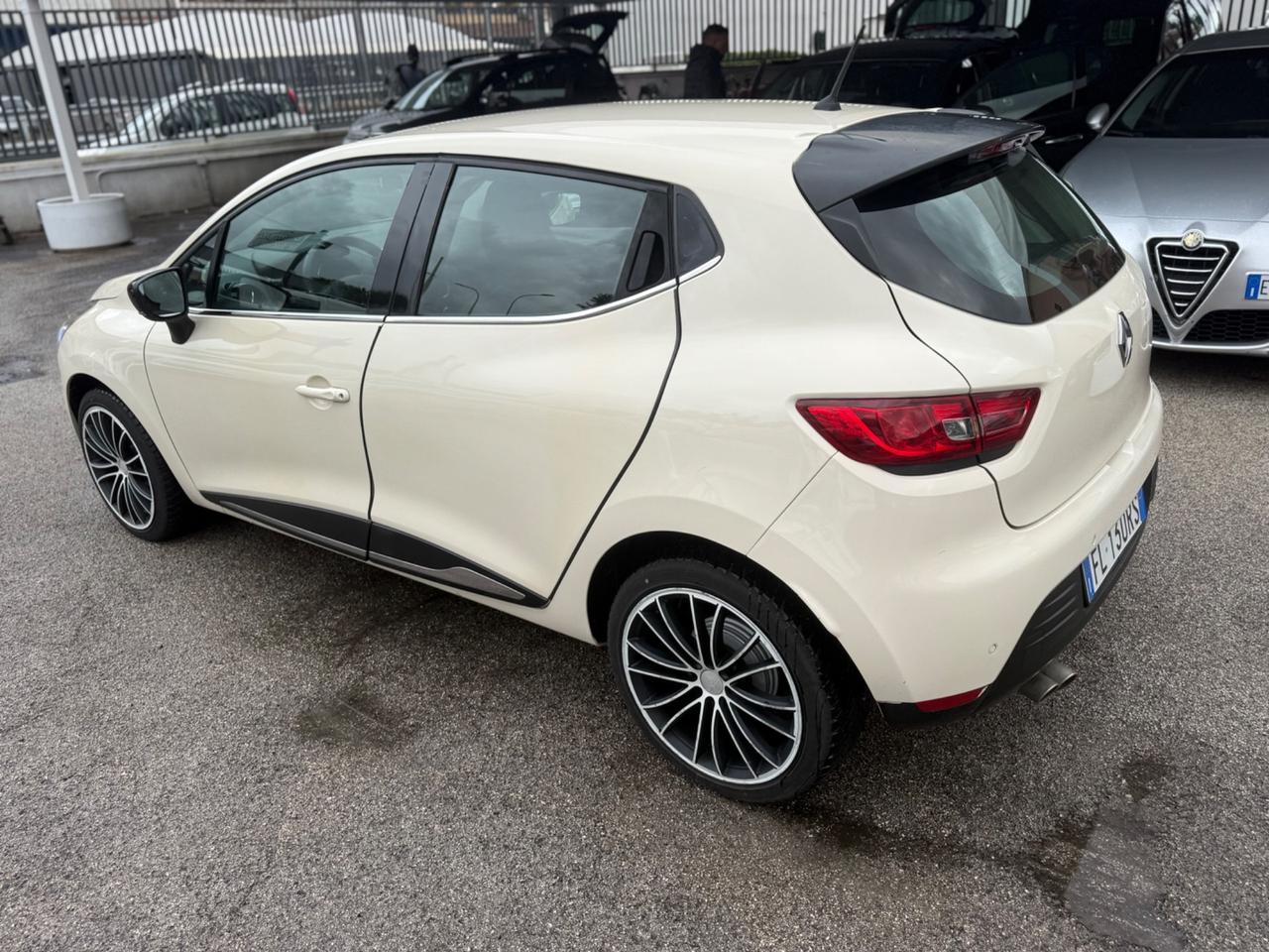 Renault Clio dCi 8V 75 CV Start&Stop 5 porte Energy Duel