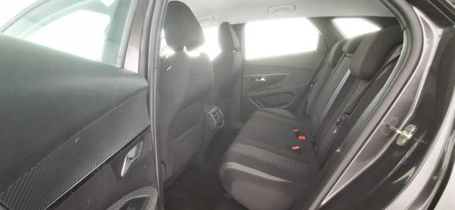 PEUGEOT 3008 BlueHDi 130 S&S Active Business