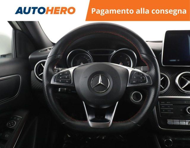 MERCEDES-BENZ A 180 d Automatic Premium