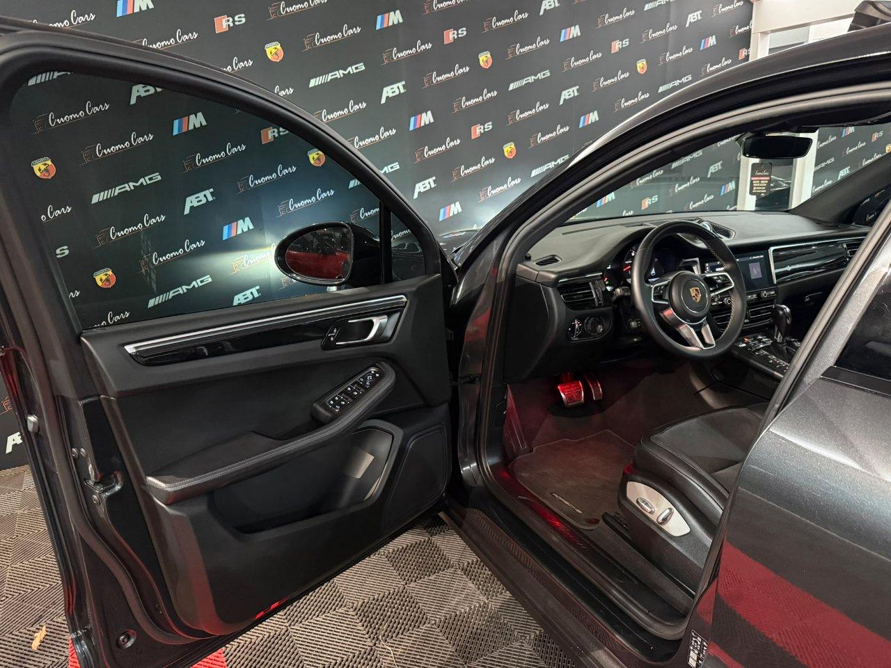 Porsche Macan 2.0 245cv TETTO