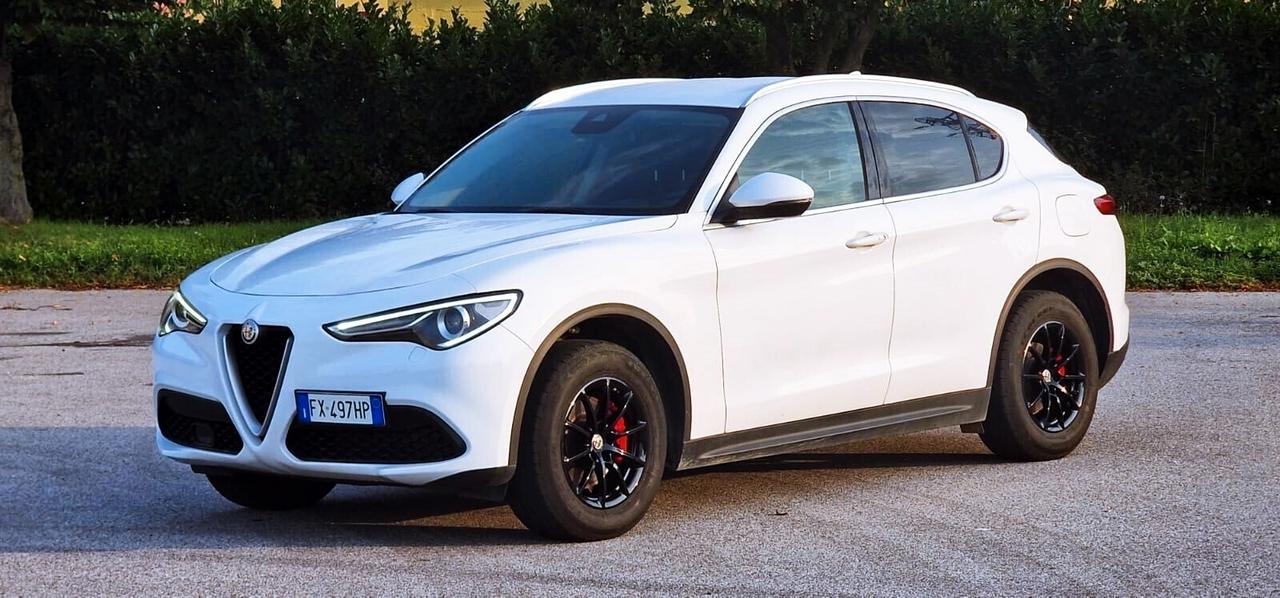 Alfa Romeo Stelvio 2.2 Turbodiesel 190 CV AT8 Q4 B-Tech