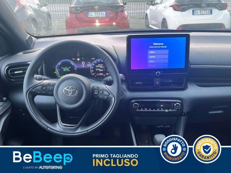 Toyota Yaris 1.5H 130 LOUNGE