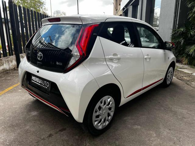 TOYOTA Aygo Connect 1.0 VVT-i 72 CV 5 porte x-clusiv