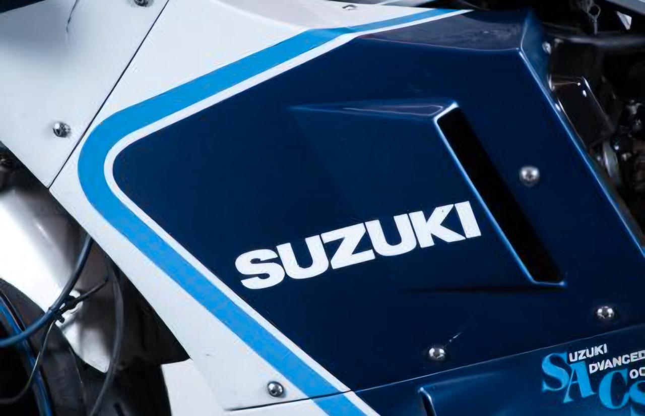 Suzuki GSX R 1100 Gsx 1100 r