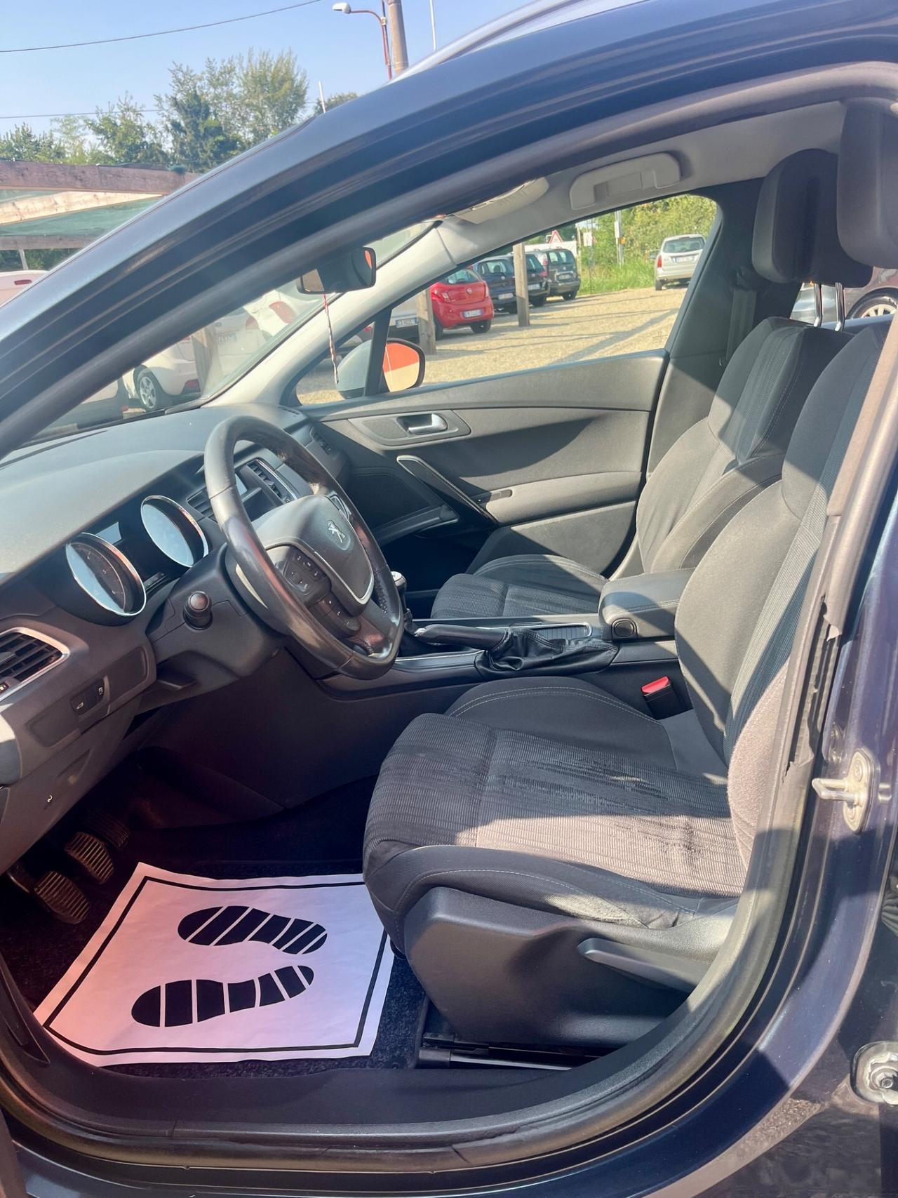 Peugeot 508 1.6 HDi 115CV SW