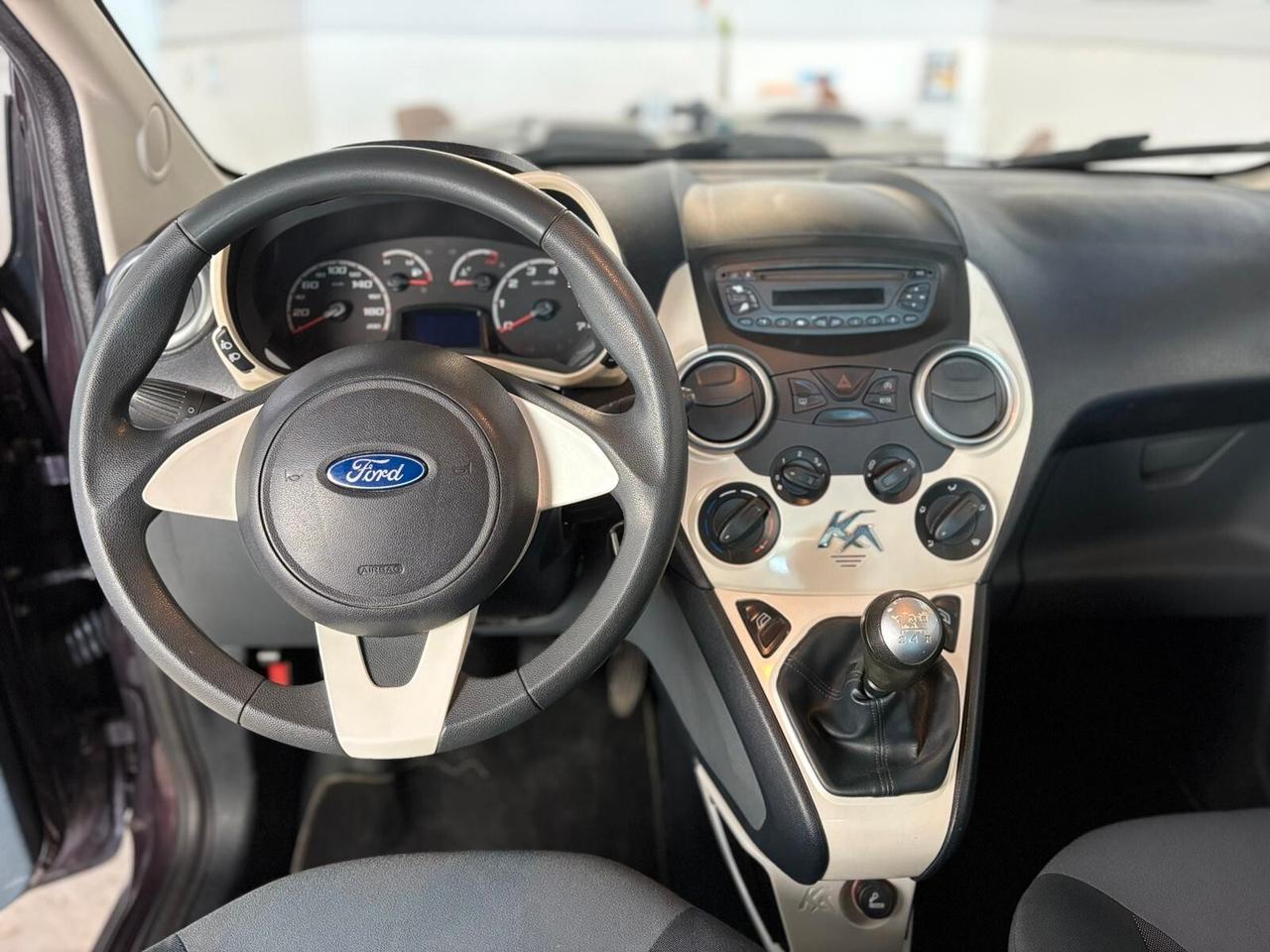 Ford Ka 1.2 - 69 CV CLIMA