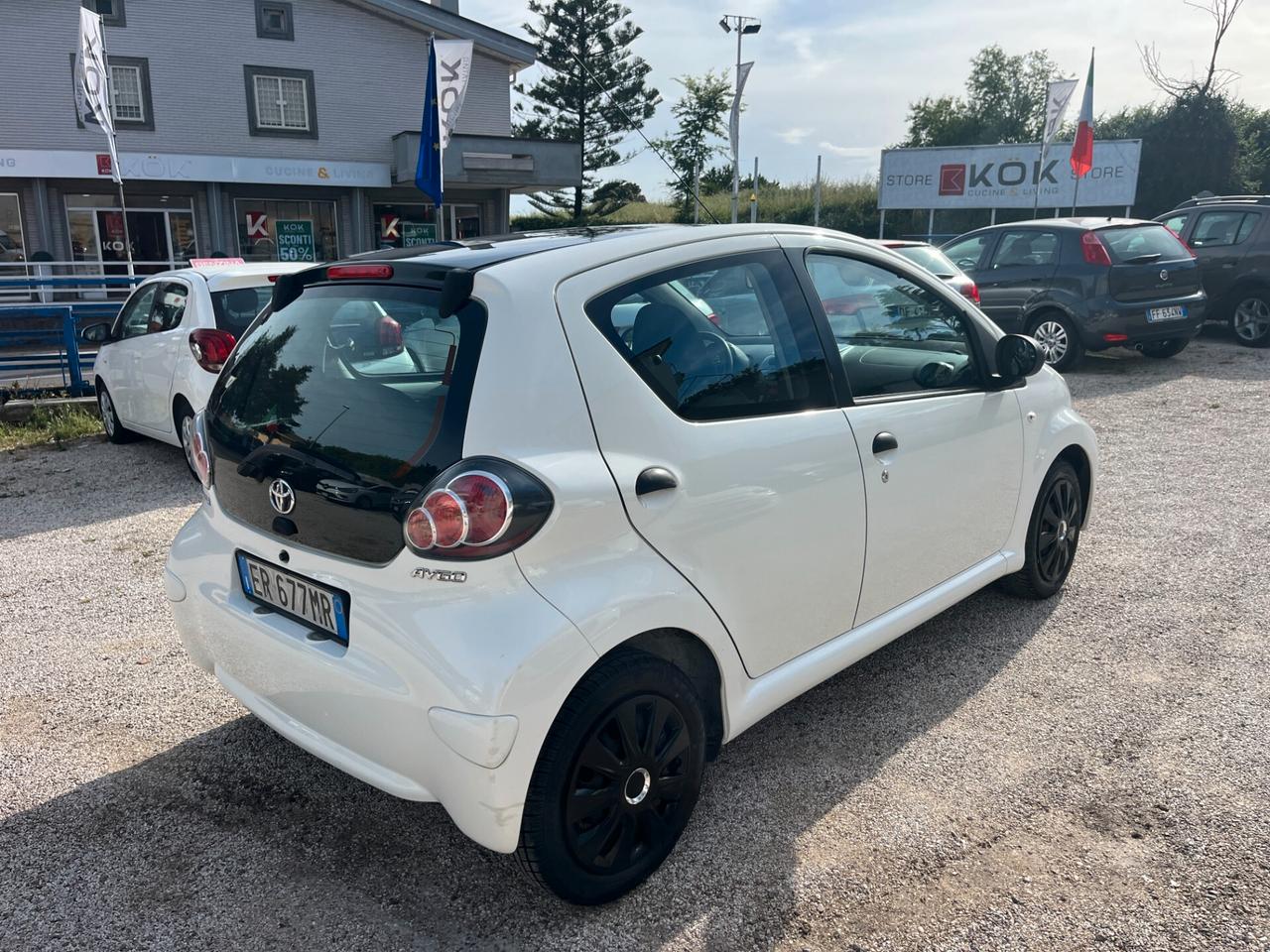 Toyota Aygo 1.0 12V VVT-i 5 porte Cool Soda Connect