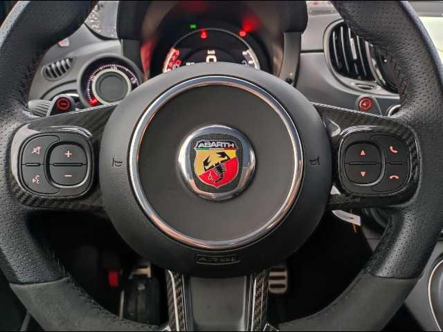 Abarth 695 - 695 1.4 t-jet 180cv auto