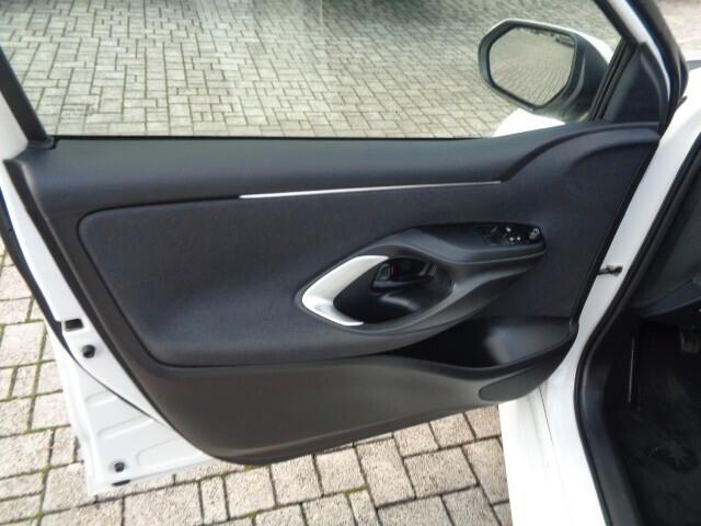 Toyota Yaris 1.0 5 porte Active 72 CV NESSUN VINCOLO DI FINANZIAMENTO