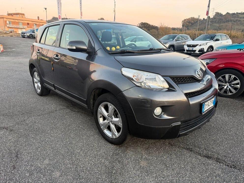 Toyota Urban Cruiser 1.4 D-4D AWD Sol