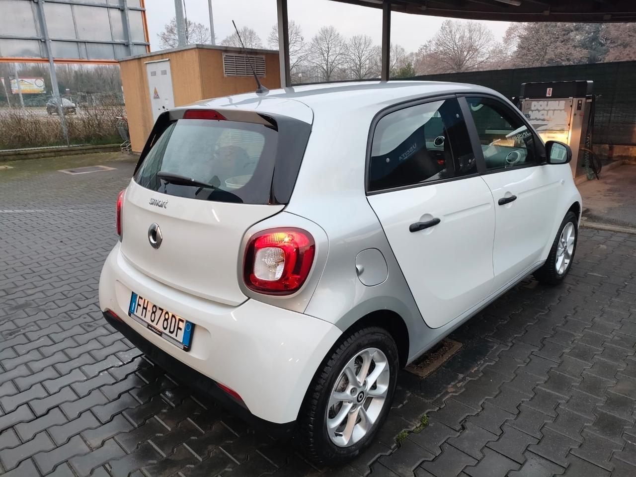 Smart ForFour 70 1.0 Youngster