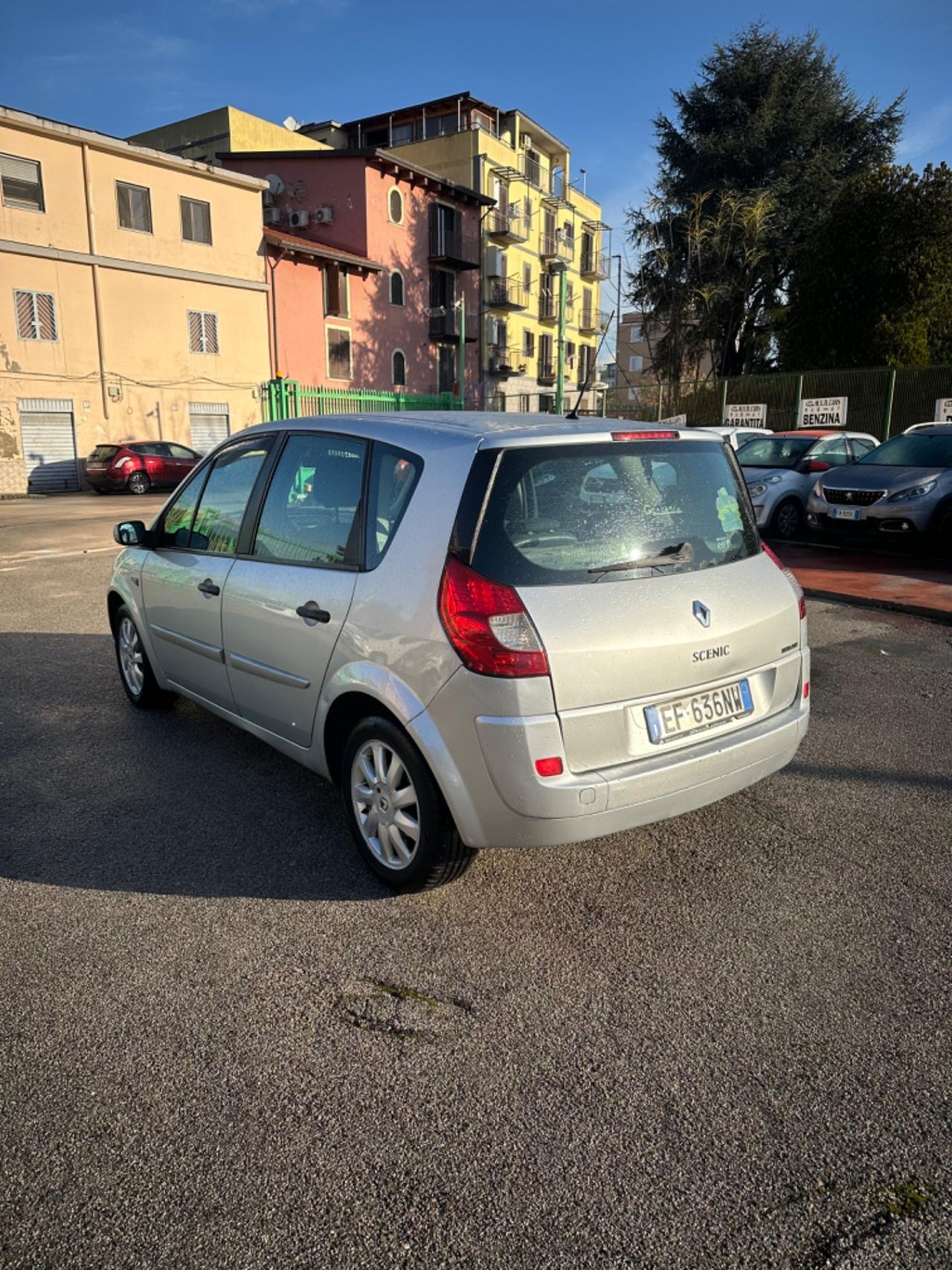 Renault Scenic Scénic 1.5 dCi/105CV Luxe