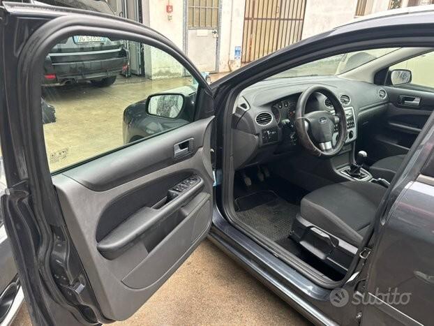Ford Focus CC Focus C-Max 1.8 TDCi (115CV) Ghia