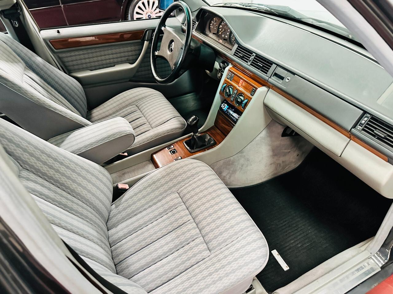 Mercedes-benz 200E W124 BERLINA ASI 1991