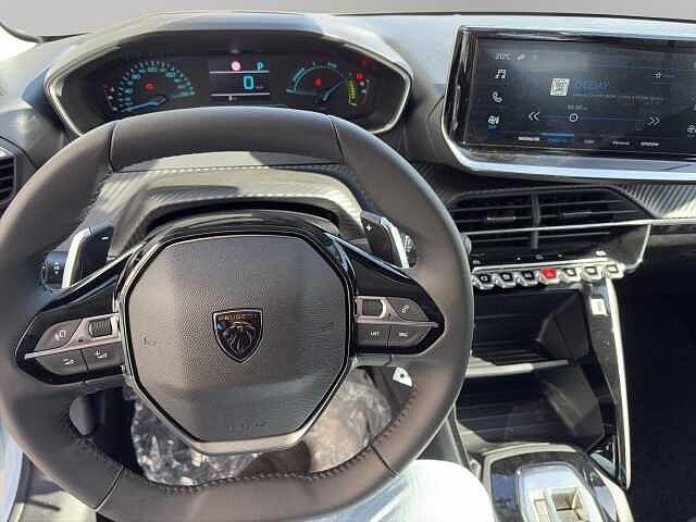 Peugeot 208 Hybrid 100 e-DCS6 Style