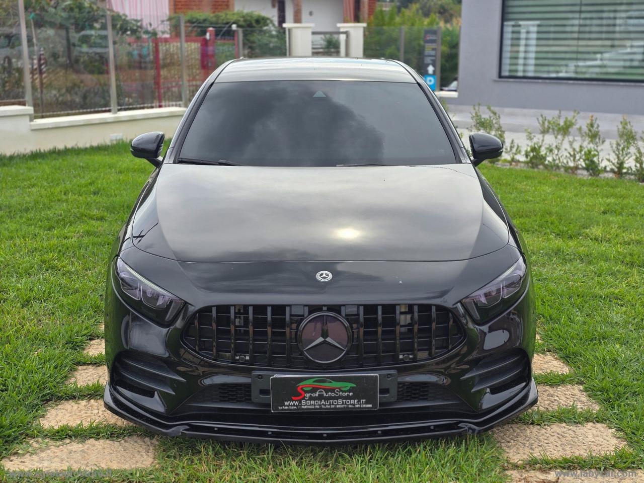 MERCEDES-BENZ A 180 d Automatic Premium