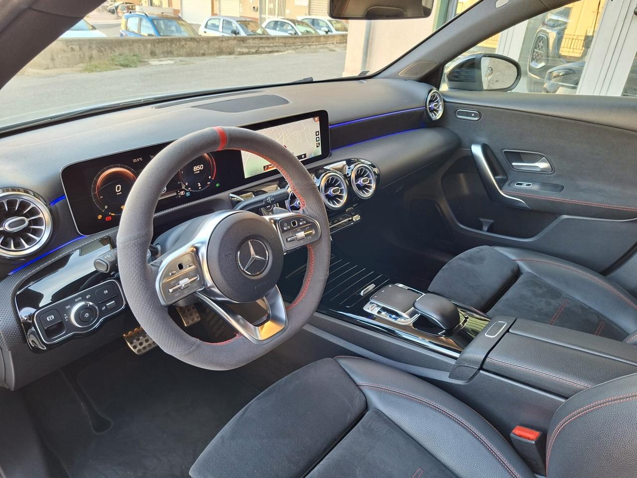 MERCEDES Classe A 180d Automatic AMG Premium