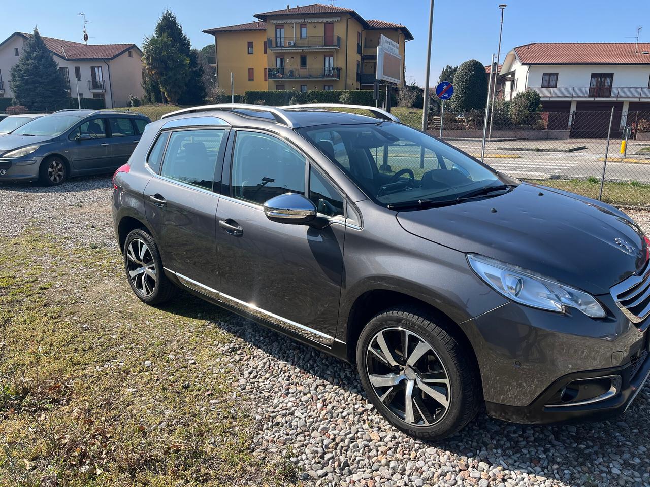 Peugeot 2008 1.6 e-HDi CV Stop&Start Allure - Si Permuta - Ok Neopatentato