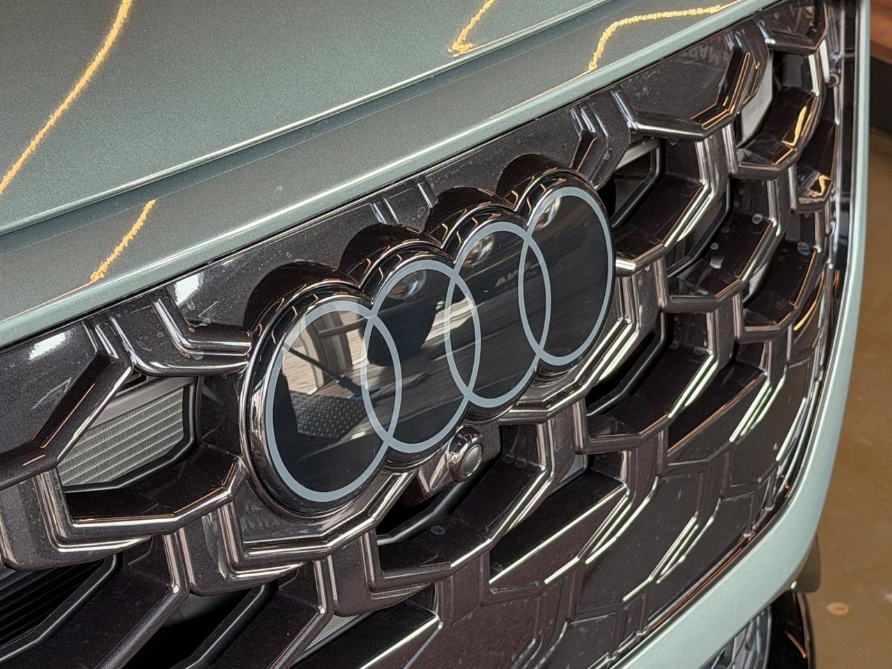 Audi Q3 SPB TDI 110 kW S tronic Line edition