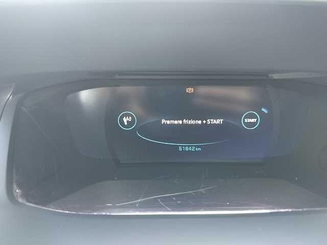 Peugeot 2008 PureTech 100 S&S Allure Pack