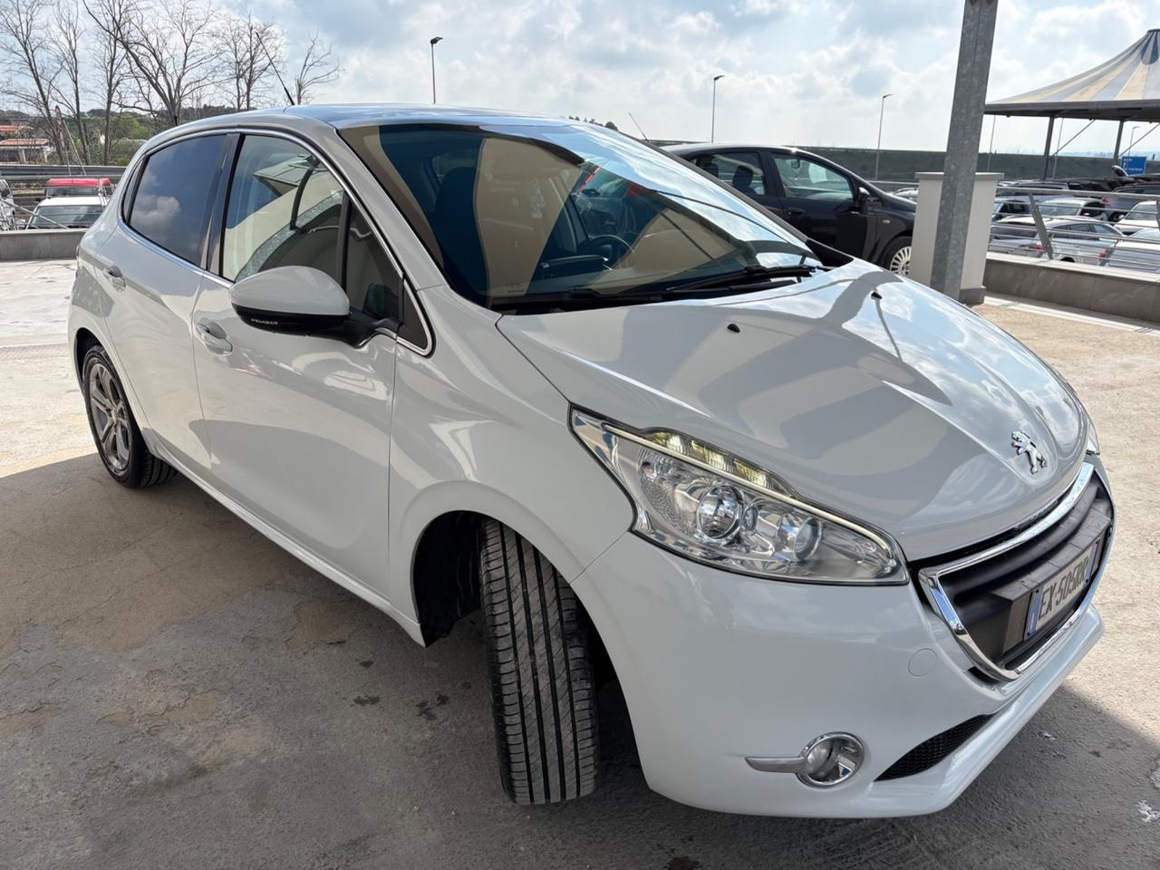 Peugeot 208 BlueHDi 120 5p Allure TETTO PANORAMICO