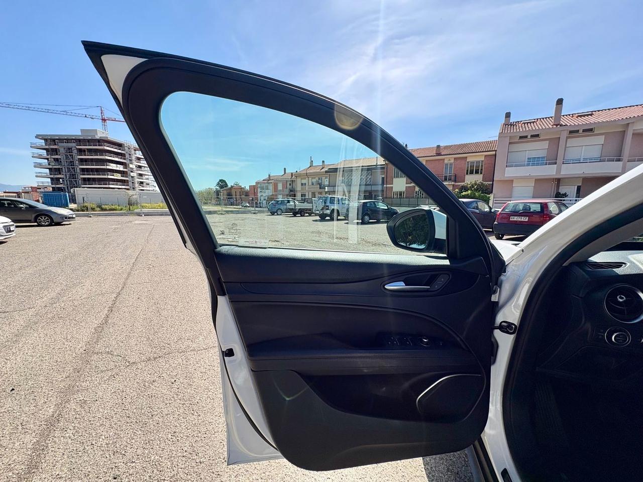 Alfa Romeo Stelvio Executive 2.2 #10521