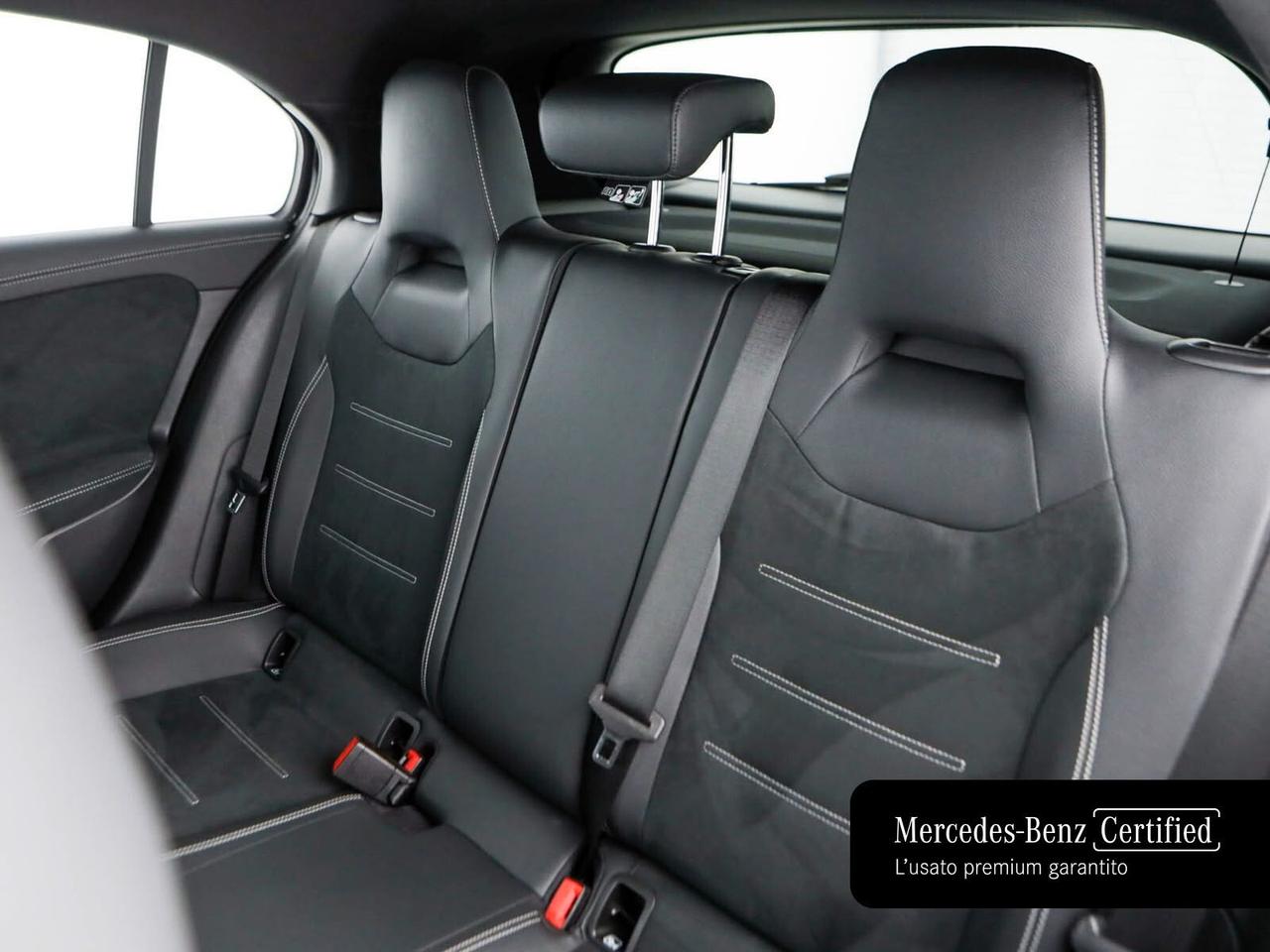Mercedes-benz A 180d Premium AMG Night Edition Led Ambient