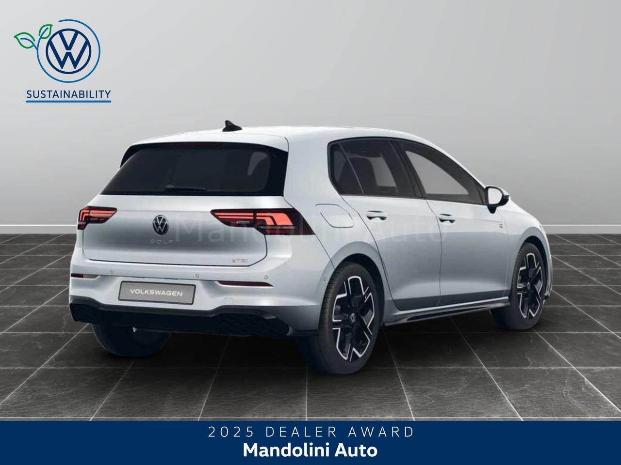 Volkswagen Golf 1.5 etsi act 150cv r-line plus dsg
