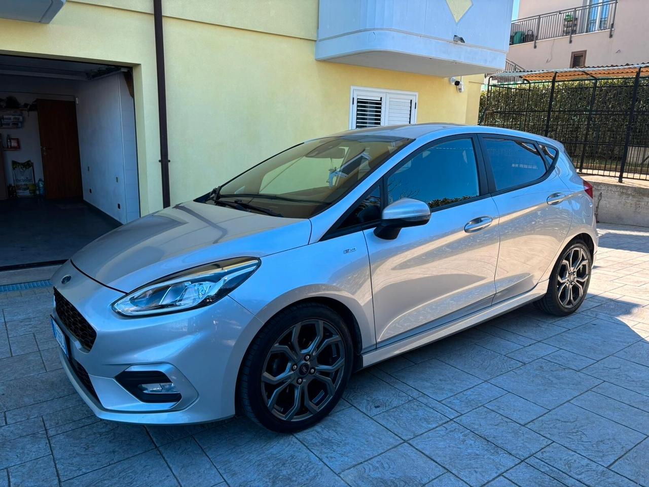Ford Fiesta 1.5 TDCi 5 porte ST-Line