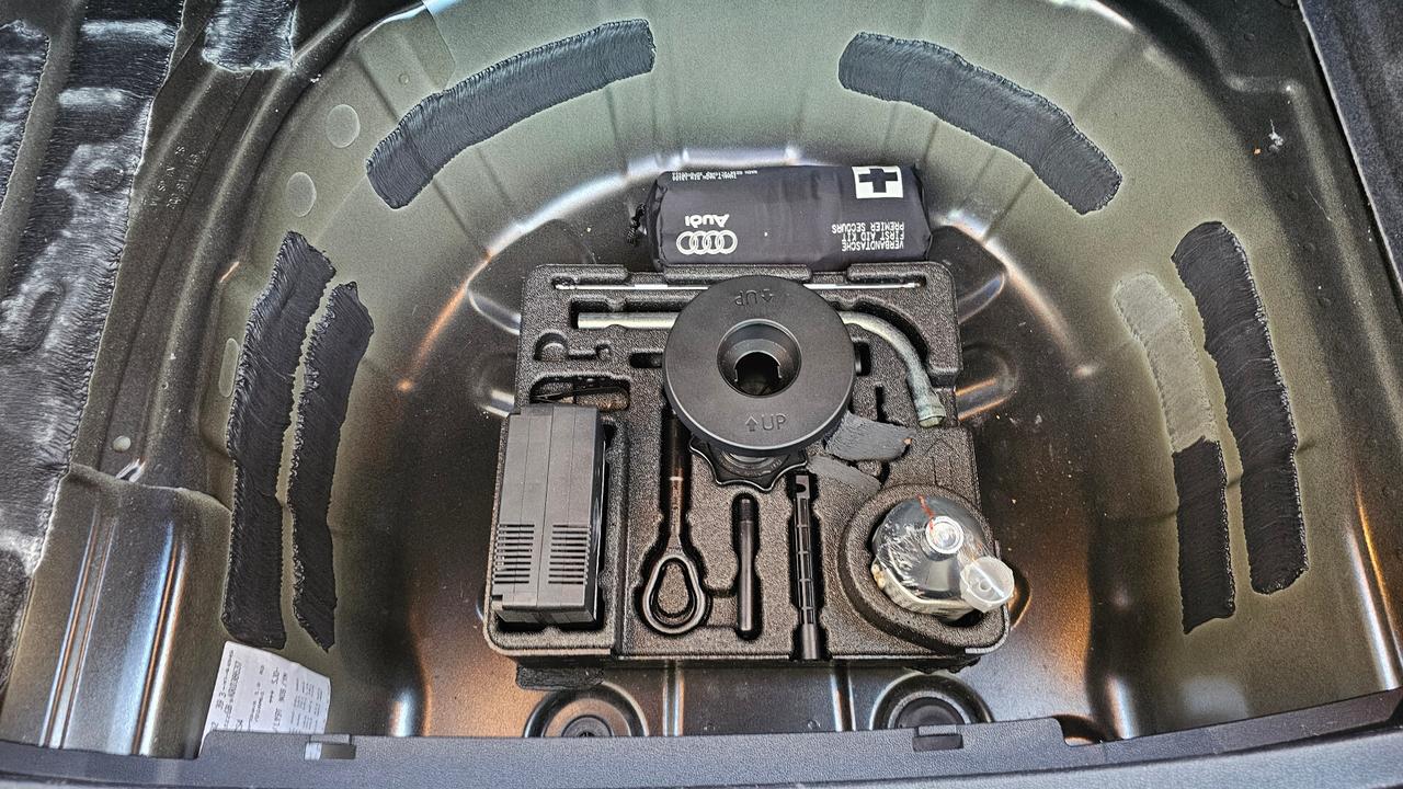 AUDI A1 SPB 25 TFSI S line EDITION UNIPRO LED NAV TAGL UFF NEOPAT OK