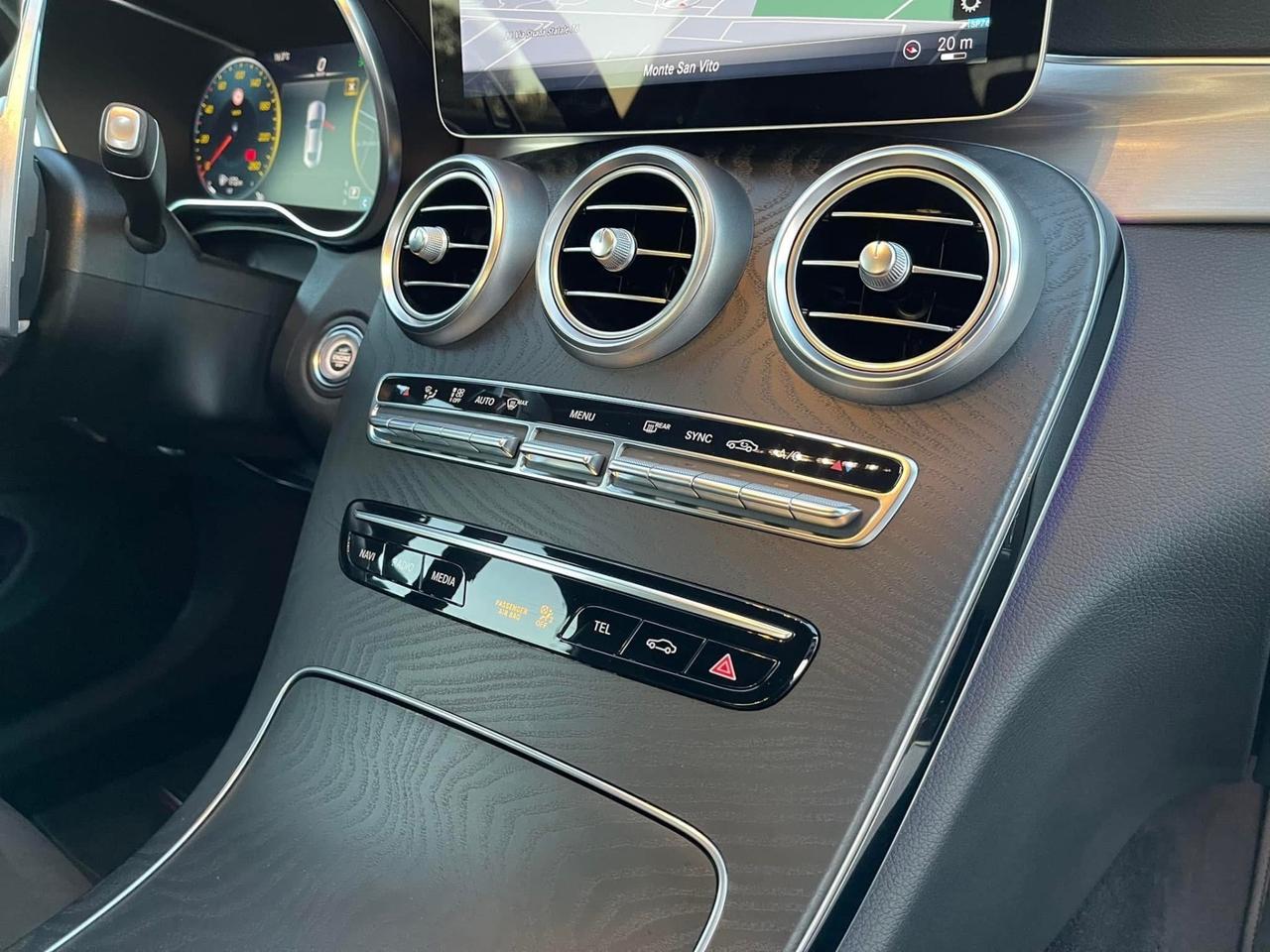 Mercedes-benz C 220 C 220 d Auto Coupé Premium