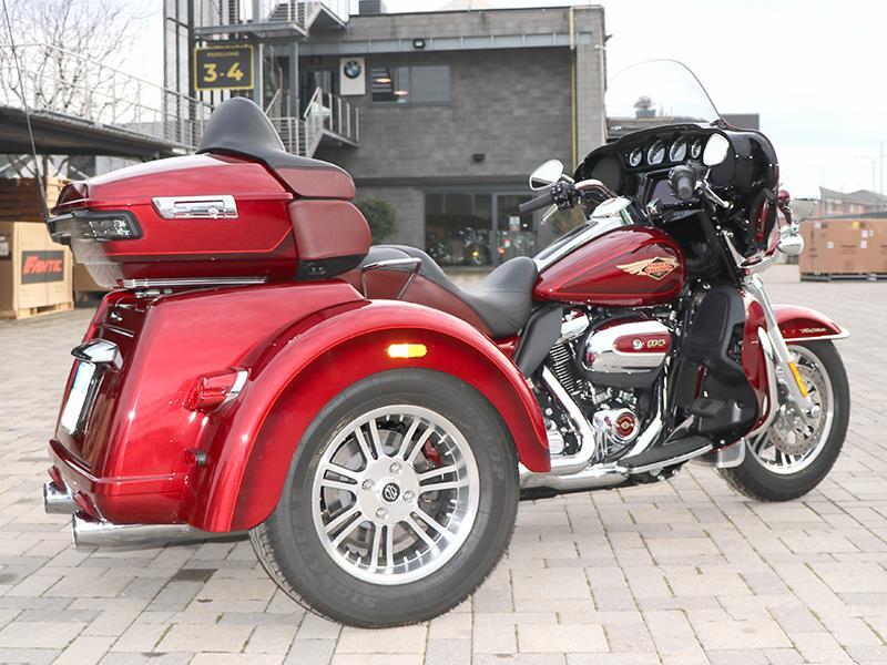 Harley Davidson Tri Glide Ultra Anniversary Specs