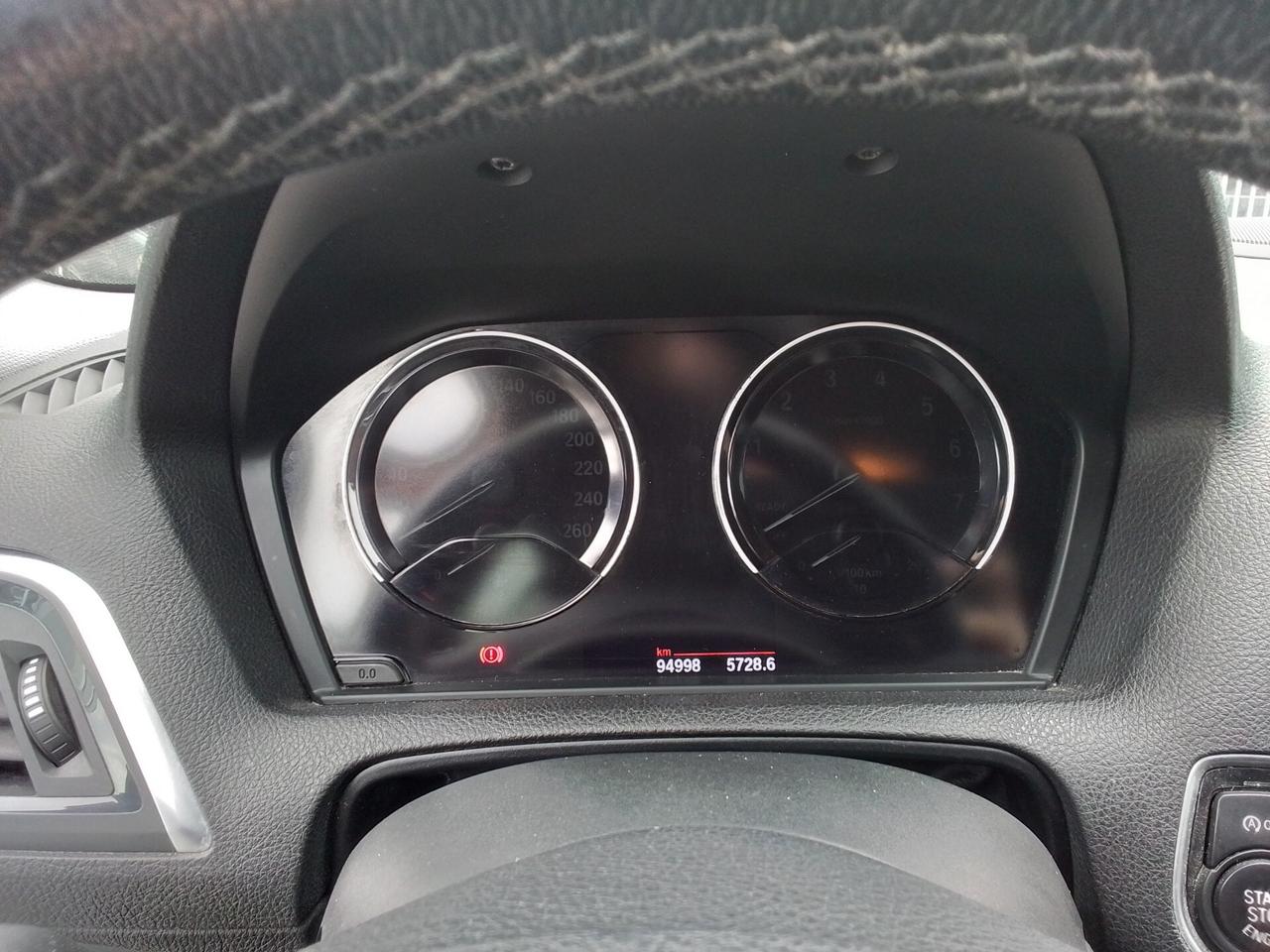 Bmw 118i 5p. Advantage