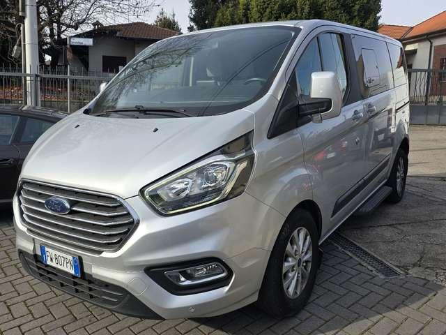 Ford Tourneo automatico 9 posti titanium