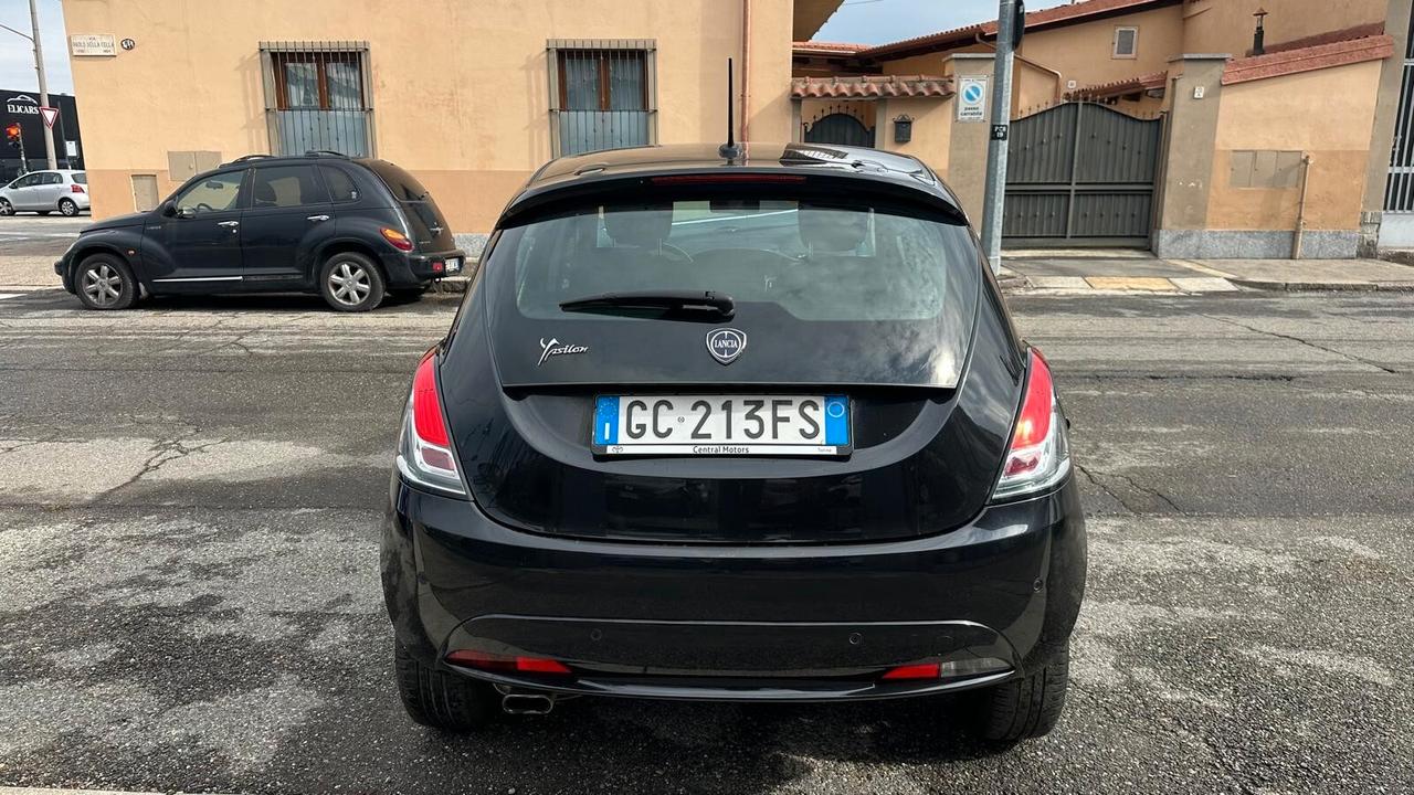 Lancia Ypsilon 1.2 69 CV 5 porte GPL Ecochic Monogram