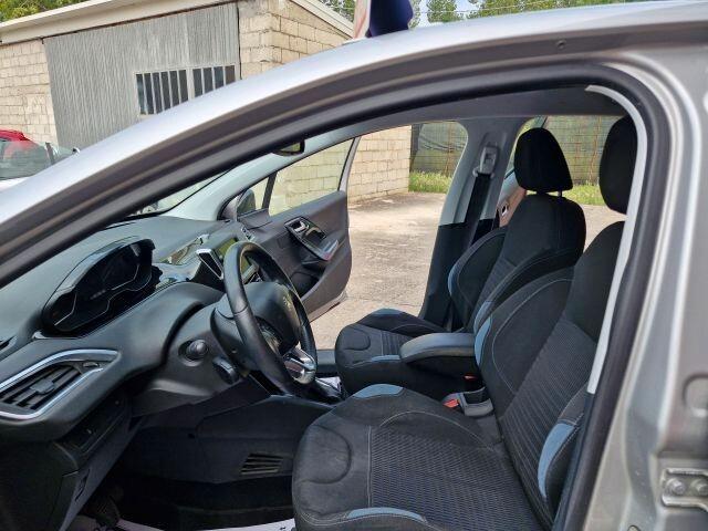 Peugeot 208 1.4 HDi 68 CV 5 porte X NEOPATENTATI