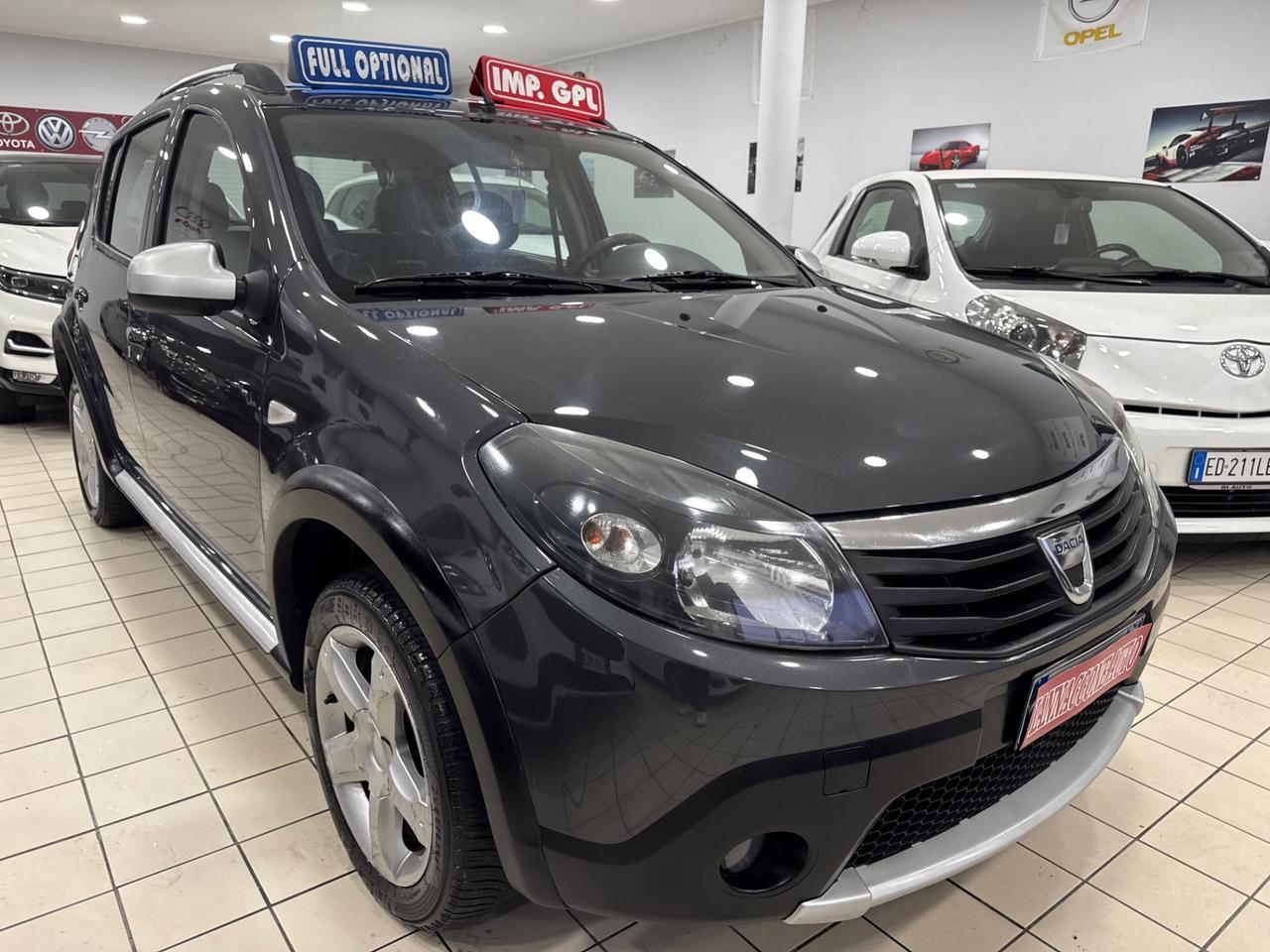 Dacia Sandero Stepway 1.6 gpl 2012 nuova