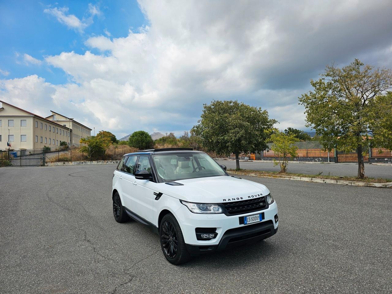 Land Rover Range Sport 3.0 TDV6 HSE Dynamic Full Optional
