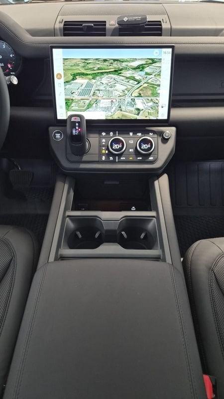 Land Rover Defender D250 AWD Auto 90 X-Dynamic SE